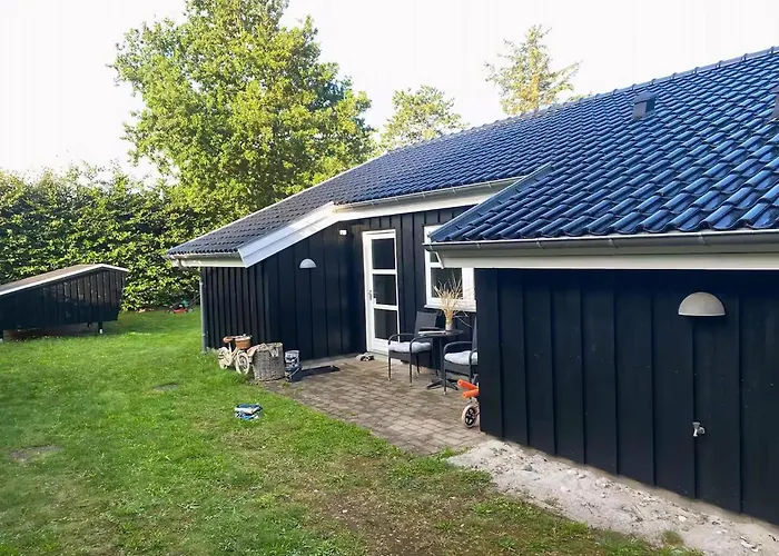 Hébergement de vacances Charming Modern Summer House 4 Min From The