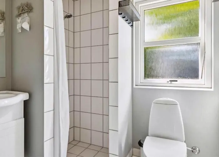 Charming Modern Summer House 4 Min From The *